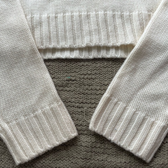 EUC Wilfred Women’s Cream Knit Cropped High Neck Sweater Size Small S - Picture 4 of 8